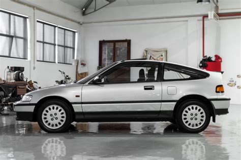 Kinh ngạc Honda CRX 1990 mới chỉ lăn bánh 17 km – Autocarvietnam.vn