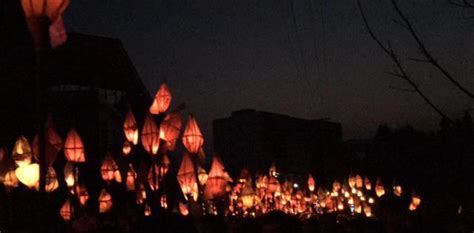 【四川】正月十四蛴蟆节万人点灯祈福保平安，绵延数公里的送灯队伍十分壮观