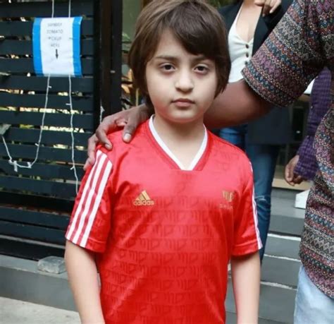 Abram Khan (Son of Shah Rukh Khan) - Net Worth, Age, School, Birthday ...