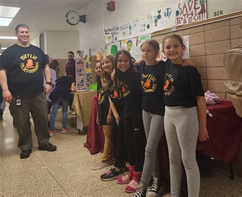 Gov. Mifflin school's learning expo showcases work of students
