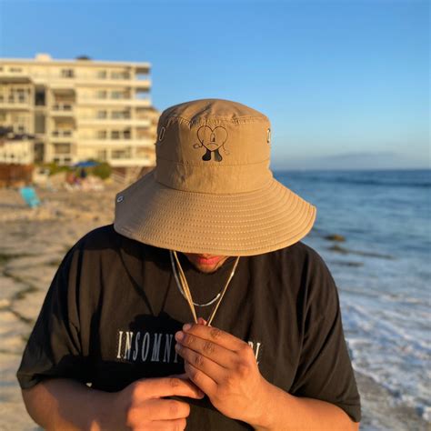 bad bunny bucket hat - munimoro.gob.pe