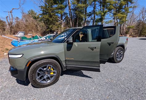 Photos: First drive @ DC area Rivian test drive event! | Rivian Forum - R1T R1S R2 R3 News ...