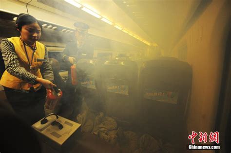 郑州东高铁站：因设备故障影响，多趟列车晚点运行_手机新浪网
