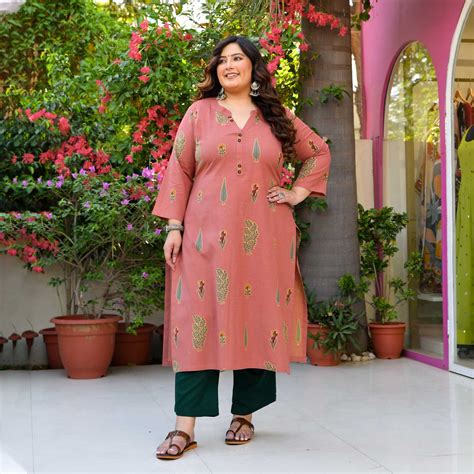 Buy Plus Size Kurtas for Women | Meera Plus Size