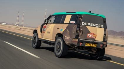 Defender leads at the end of Dakar’s 48-hour monster marathon stage ...