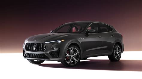 2022 Maserati Levante Buyer's Guide: Reviews, Specs, Comparisons