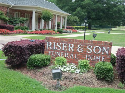 Riser Funeral Homes | Columbia LA