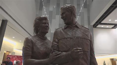 Bush Convention Center unveils life-sized sculpture of former President ...