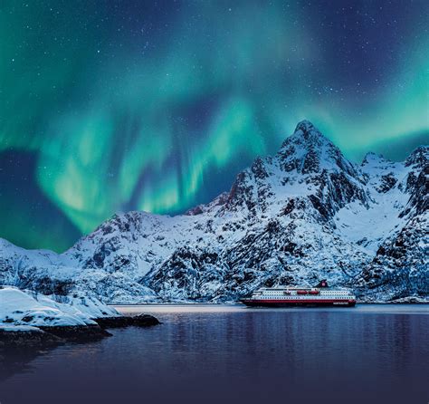 Bucket list guides: Discover the best way to see the Northern Lights ...