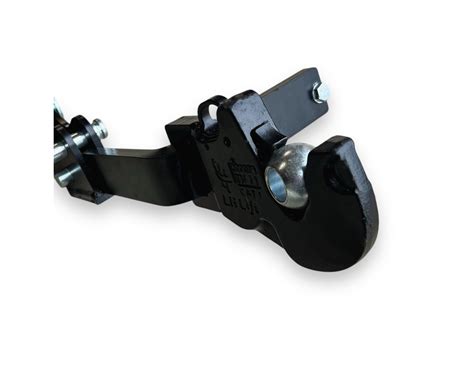 Front three-point linkage