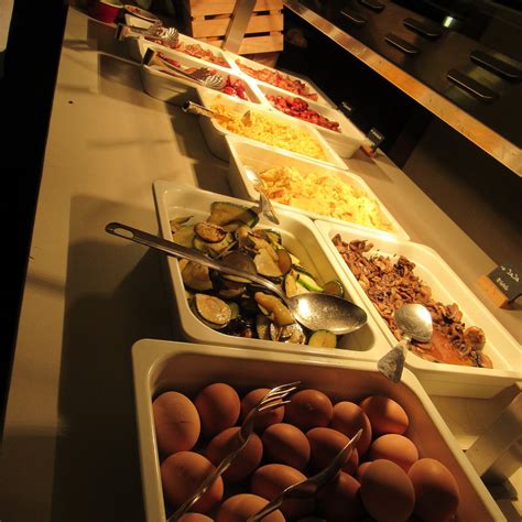 HOTEL INTERNATIONAL BY MAISTRA CITY VIBES (Zagreb) - Hotel Reviews ...