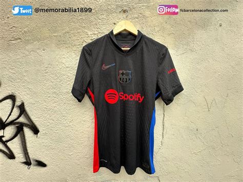 FC Barcelona 2024-25 Away Kit
