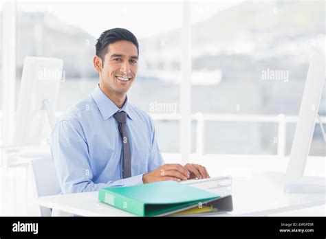 A Smiling Business Man Computer 的图像结果