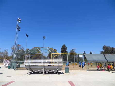 Los Angeles Park Reviews: North Hollywood Park