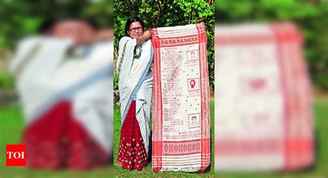 Gamosa: Assamese weaver gifts 19-metre-long gamosa with saint’s verses ...