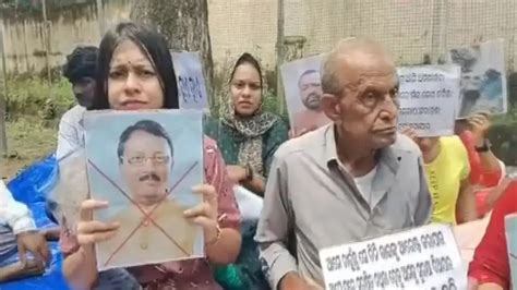 Family accuses former MLA Muktikanta Mandal of issuing threats; stages ...