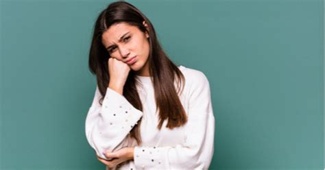 Spotting – What causes bleeding between periods? | Love Matters