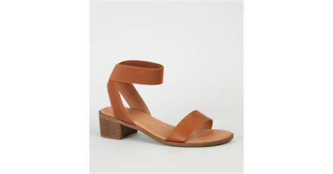 Wide Fit Tan Elastic Strap Block Heel Sandals | New Look