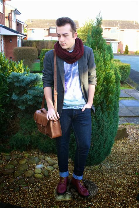 Dress Casually Formal 的图像结果