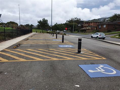 Chifley Sportsfield 的图像结果