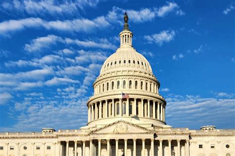 United States Capitol Building 的图像结果