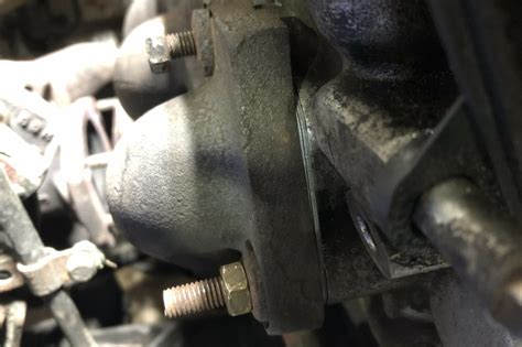 How To – Replace Your Exhaust Manifold Gaskets | Car & Classic Magazine