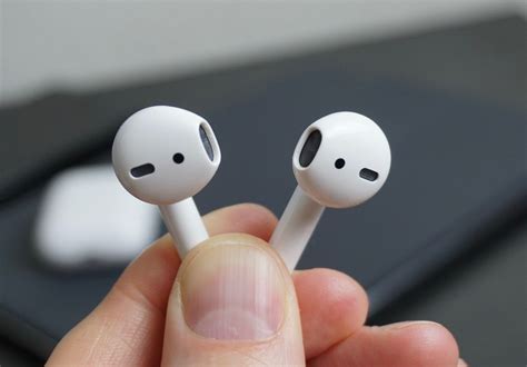AirPods (2nd generation) review: Apple