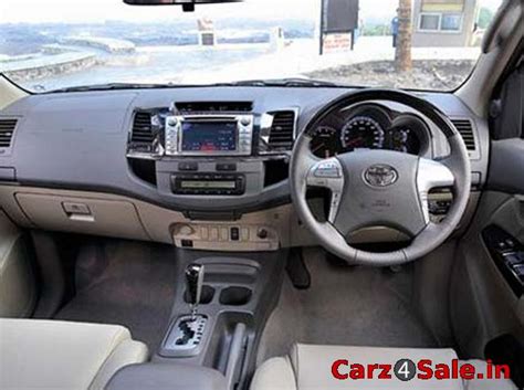 Review: 2013 Toyota Fortuner 5-Speed - Carz4Sale