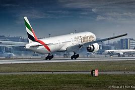 wallpaper yn777 background,user experience and safety are paramount