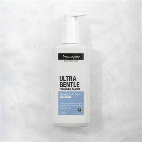 Neutrogena Ultra Gentle Foaming Face Cleanser 200ml | Woolworths