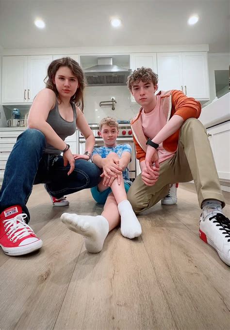 19.81K hearts, 1.47K | Your Distraction Rose (@yourdistractionxx)