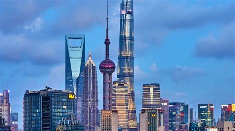 4K:从白天到日落的上海摩天大楼，中国视频素材_ID:VCG42N1124731283-VCG.COM