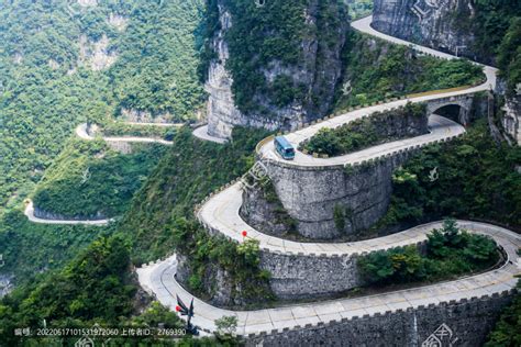 张家界天门山盘山公路,山水景区,旅游景点,摄影,汇图网www.huitu.com