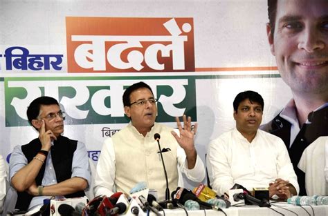 Randeep Singh Surjewala's press conference ahead of Bihar Assembly ...
