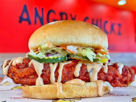 California-based Nashville hot chicken chain makes Texas debut in ...