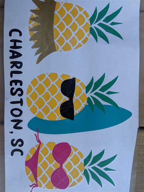 Large Charleston, SC Pineapple Family Decal - Etsy Denmark