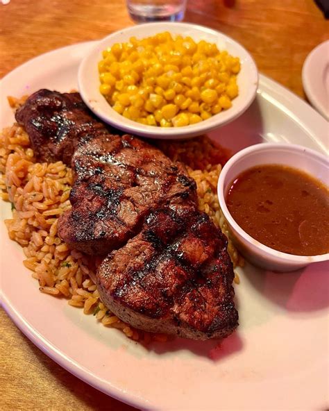 Texas Roadhouse Coupons – Deals & Discounts 2025