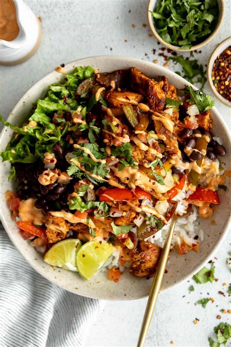 Chicken Fajita Bowl - Eat With Clarity