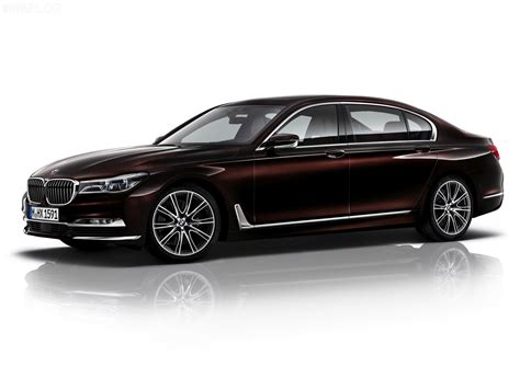 2016 BMW 7 Series Individual in Almandine Brown - Video