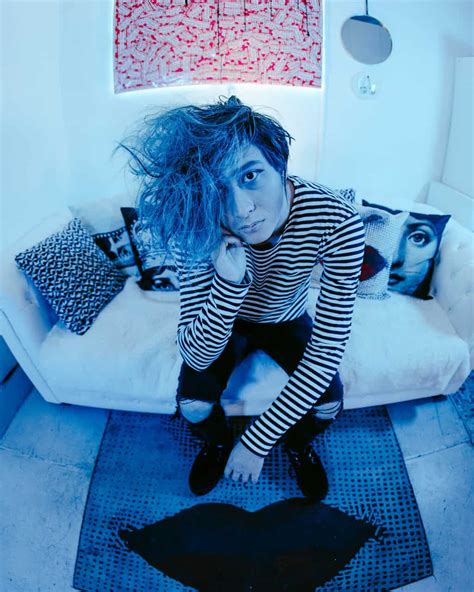 Los Angeles-based alternative pop artist Jei-Rynn Releases new single "oxytoxin;" • WithGuitars