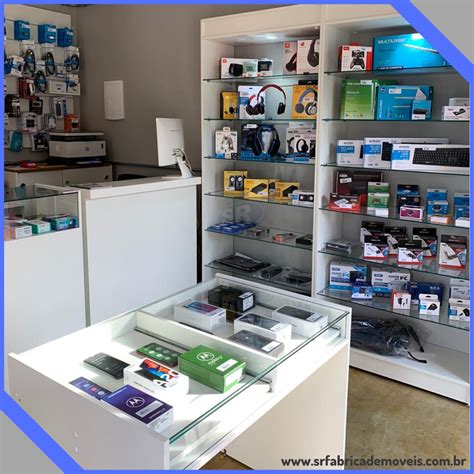 Electronics Store Interior 的图像结果