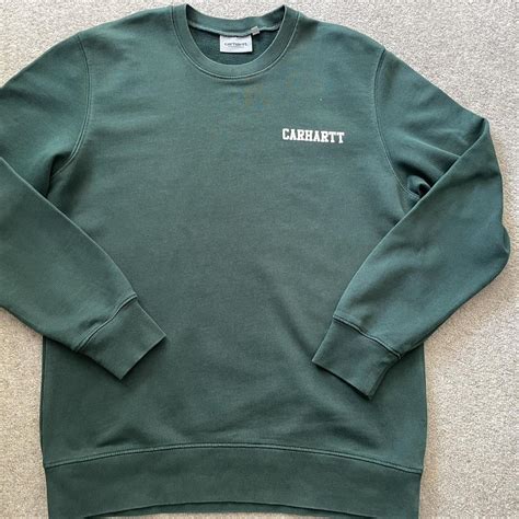 CARHARTT MENS DARK GREEN ROUND NECK SWEATSHIRT. SIZE... - Depop