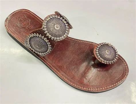 Women Ethnic Genuine Leather Kolhapuri Chappals - Women Stylish ...