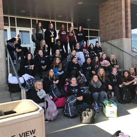 Girls Basketball Team 的图像结果