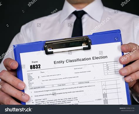 Form 8832 Entity Classification Election Foto Stok 1930813778 ...