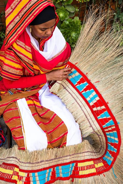 Drawing Activity with Qaymi Arts & Crafts , NGV International ...