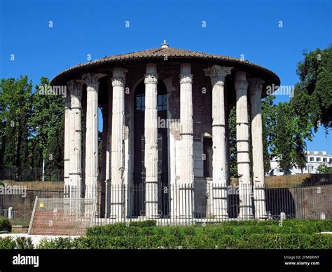 Temple of Vesta, Rome, Italy Stock Photo - Alamy