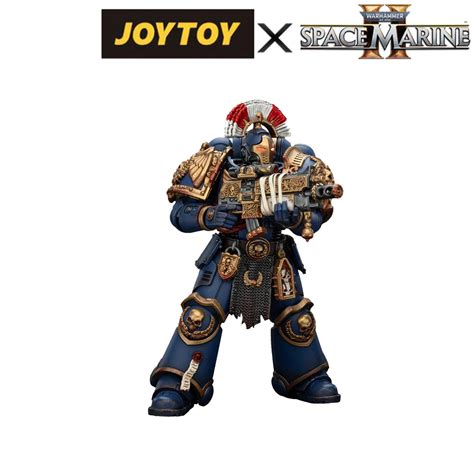 Warhammer 40,000: Space Marine 2 Ultramarines Relic Secundus Armor wit