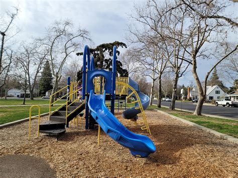 Woodbridge Park - City of Roseville