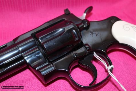 Colt Python Elite Value 的图像结果